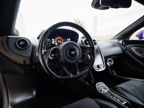 Used 2019 McLaren 600LT image 38
