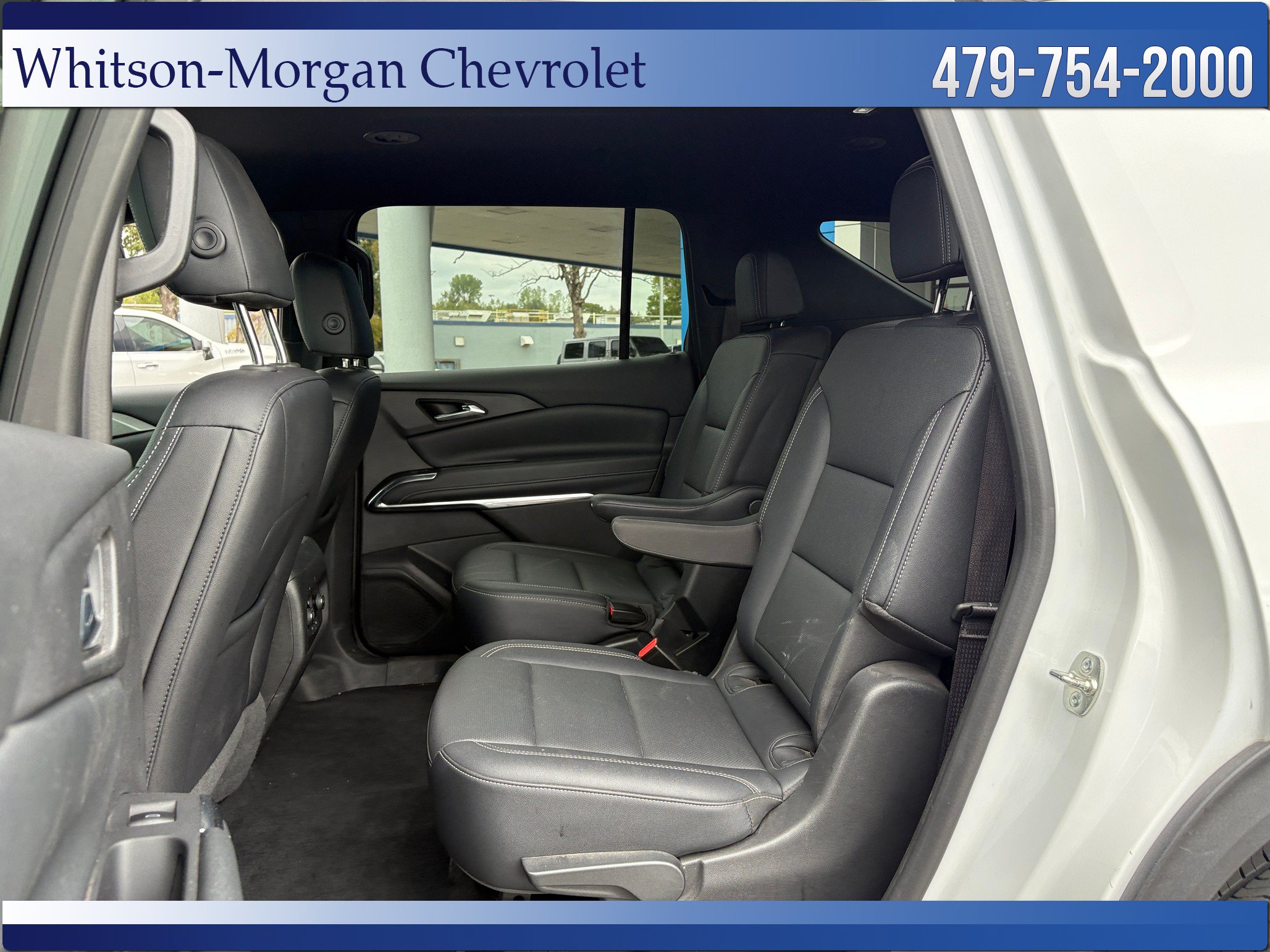 Used 2025 Chevrolet Traverse LT FWD image 29