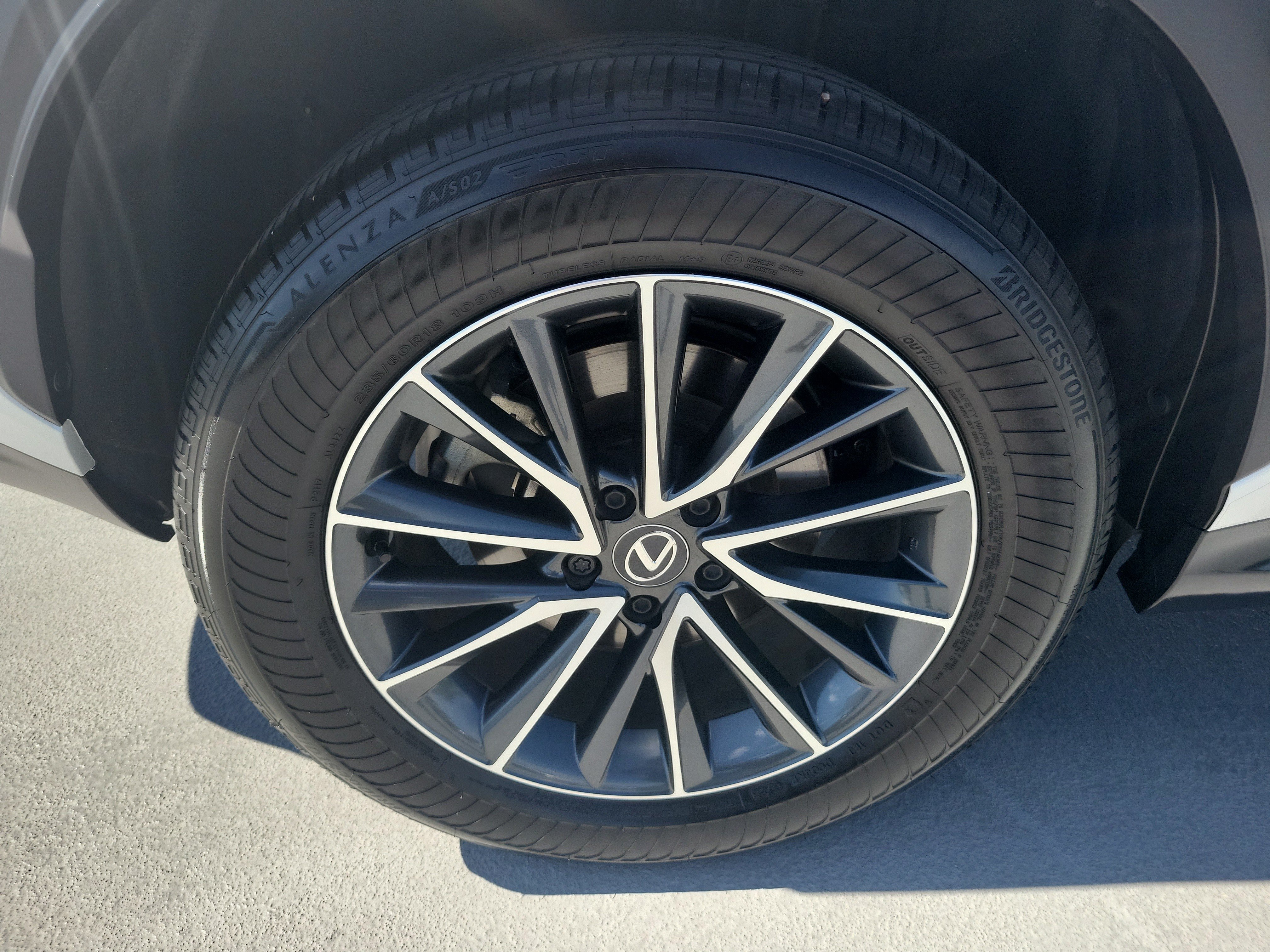Used 2025 Lexus NX 250 FWD w/ Accessory Package (Z2) image 7