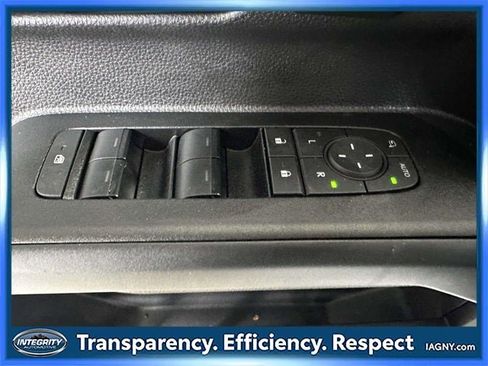 Used 2025 Toyota 4Runner Trailhunter image 19