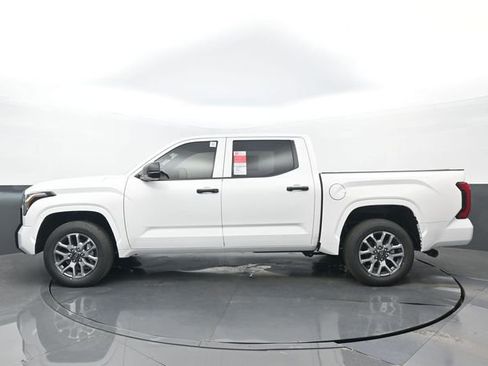 New 2026 Toyota Tundra SR image 20