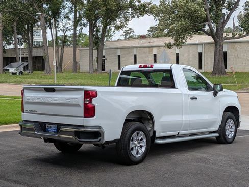 Used 2025 Chevrolet Silverado 1500 W/T image 5