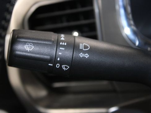 Used 2022 Ford F150 Lariat w/ FX4 Off-Road Package AWD/4WD image 38