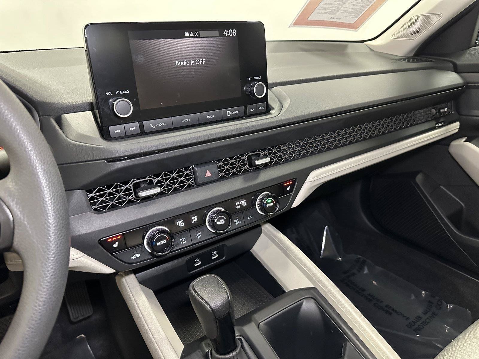 Certified 2023 Honda Accord EX image 28