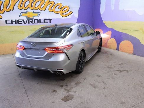 Used 2018 Toyota Camry XSE image 7