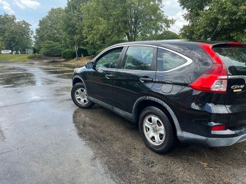 Used 2016 Honda CR-V LX image 4