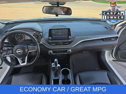 Used 2023 Nissan Altima 2.5 SR FWD image 14