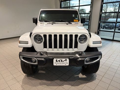 Used 2021 Jeep Wrangler Unlimited Sahara w/ Cold Weather Group image 8