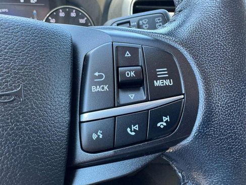 Used 2020 Ford Explorer XLT w/ Equipment Group 202A AWD/4WD image 19