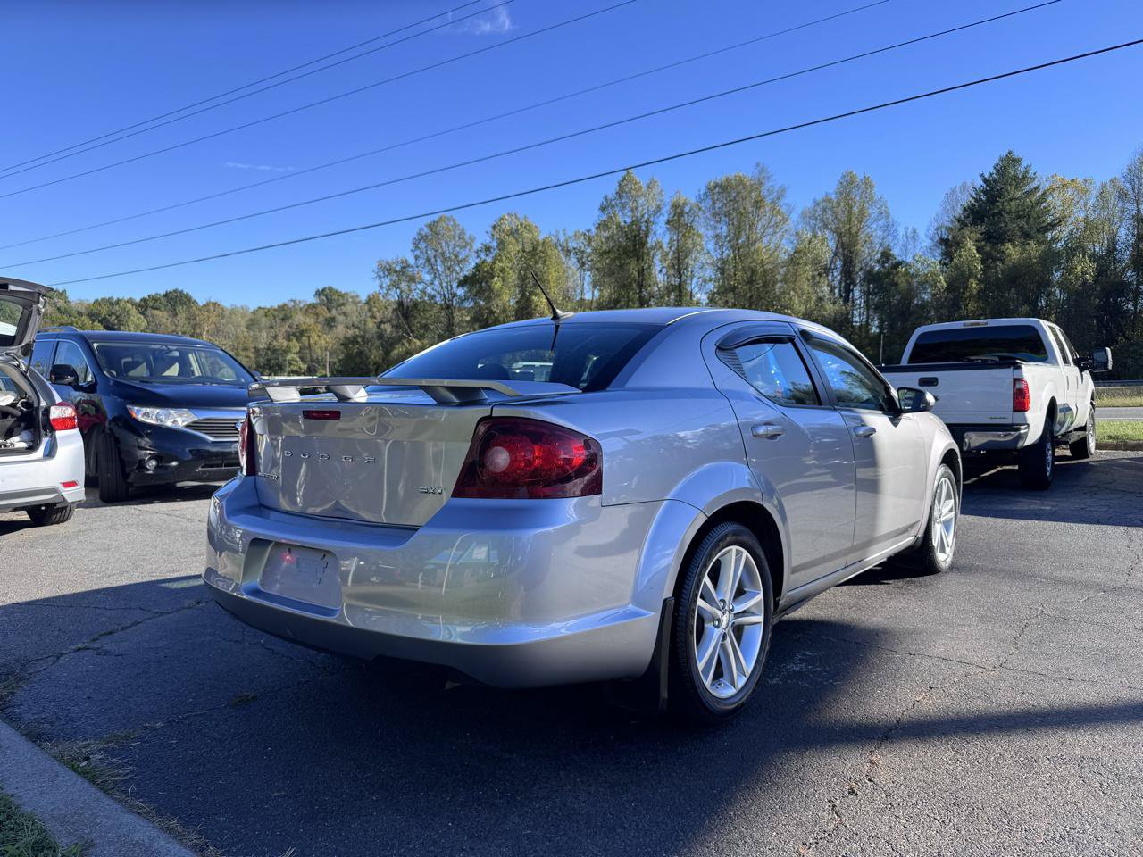 Used 2014 Dodge Avenger SXT w/ Rallye Appearance Group FWD image 5