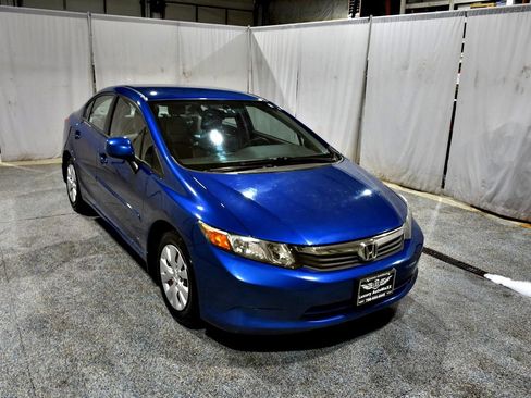 Used 2012 Honda Civic LX image 3