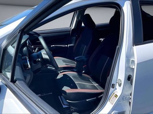Certified 2025 Nissan Versa SR w/ Trunk Package FWD image 20