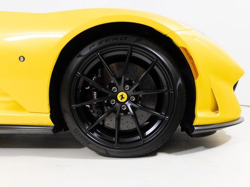 Certified 2021 Ferrari 812 GTS RWD image 11