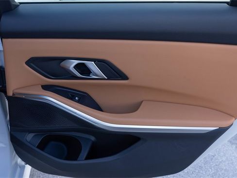 Certified 2025 BMW 330i xDrive Sedan image 18