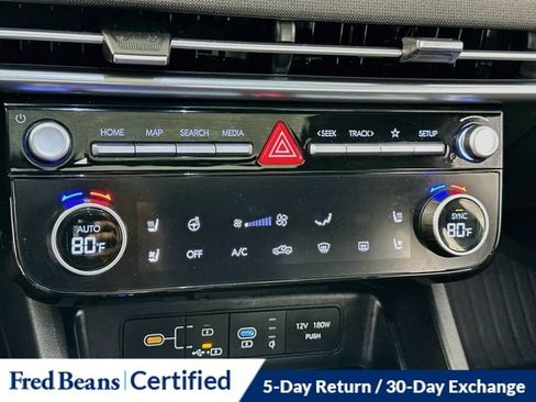 Certified 2025 Hyundai Santa Cruz Limited AWD/4WD image 19