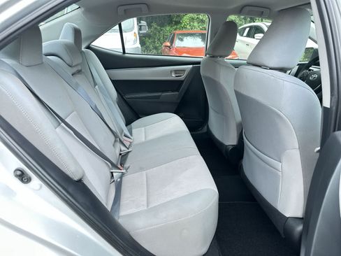 Used 2015 Toyota Corolla LE FWD image 16