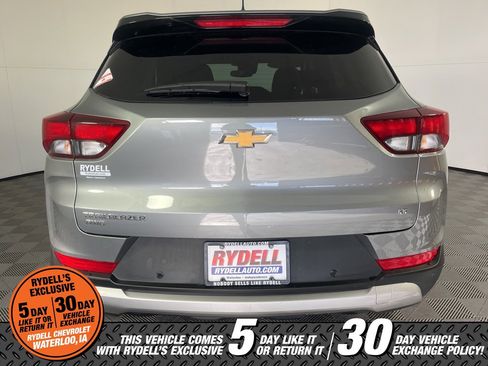 Certified 2025 Chevrolet TrailBlazer LT w/ Driver Confidence Package image 6