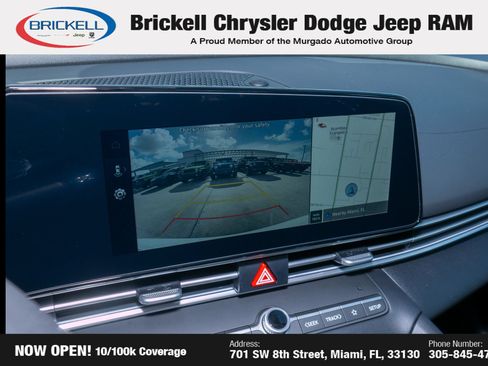 Used 2025 Hyundai Elantra Limited FWD image 30
