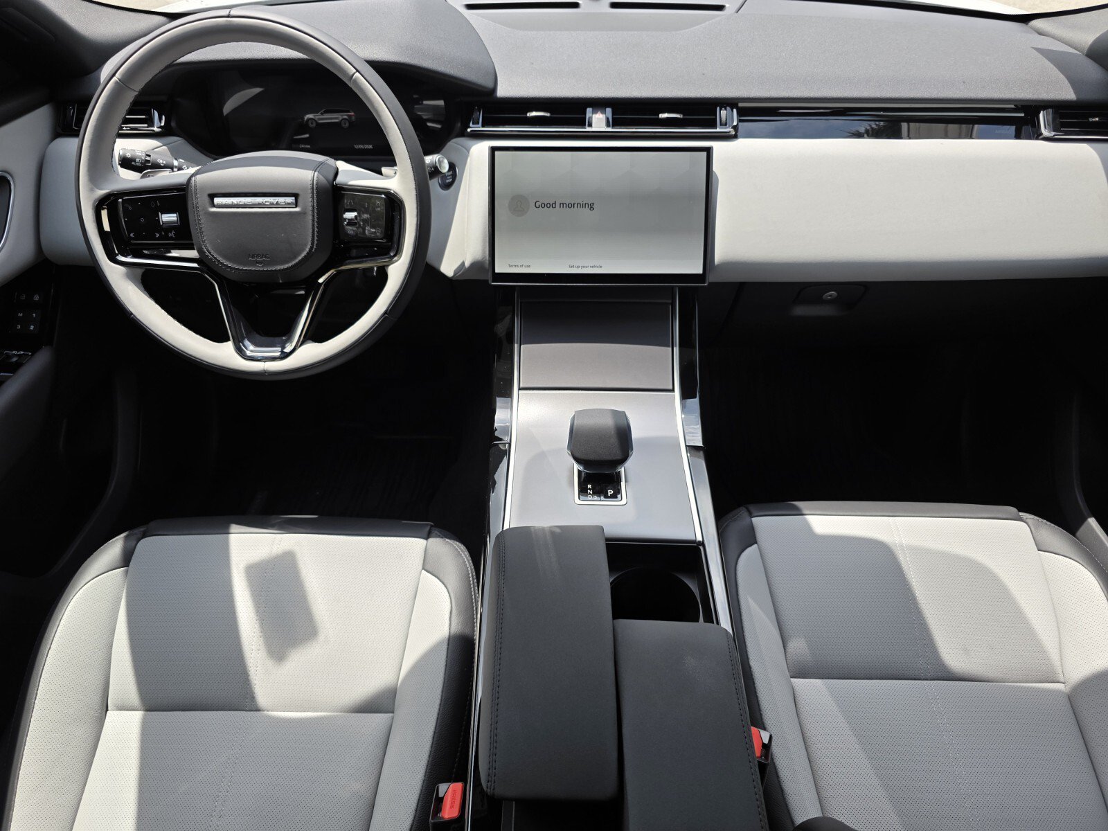 Used 2026 Land Rover Range Rover Velar S AWD/4WD image 4