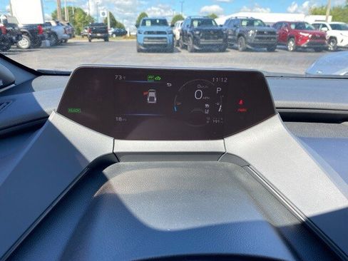 New 2025 Toyota Prius Plug-In Hybrid image 38