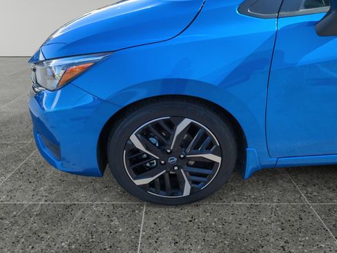 Used 2023 Nissan Versa SR w/ Trunk Package image 14