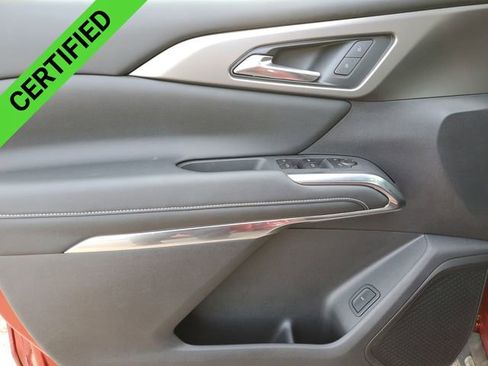 Used 2024 Chevrolet Traverse LT image 22