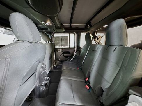 Used 2021 Jeep Wrangler Unlimited Sport image 27