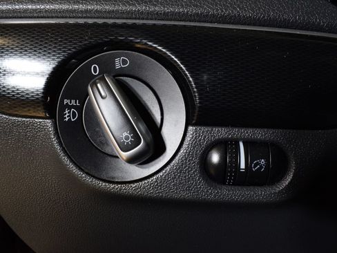 Used 2018 Volkswagen Jetta Sport FWD image 15