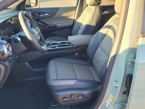 New 2026 Chevrolet Equinox LT image 15