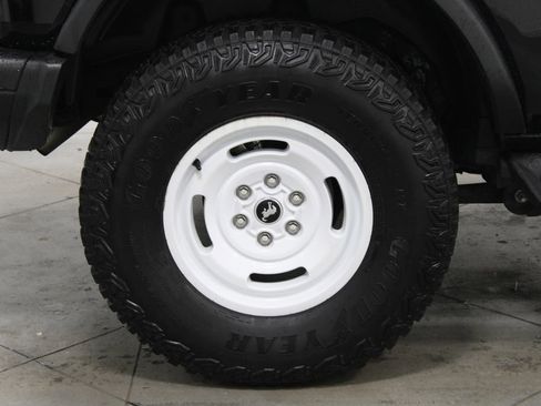 Used 2023 Ford Bronco Heritage Edition AWD/4WD image 14