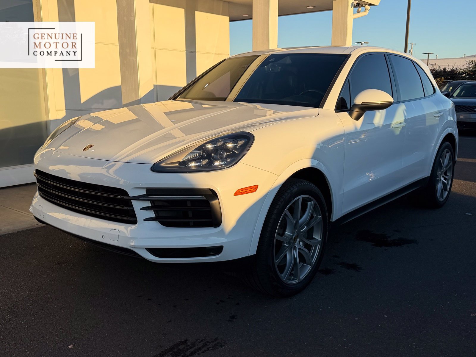 Used 2019 Porsche Cayenne S w/ Premium Plus Package AWD/4WD image 1