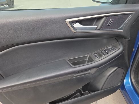 Used 2024 Ford Edge SEL AWD/4WD image 11