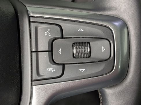 Used 2024 Chevrolet Suburban Z71 w/ Off-Road Capability Package image 22