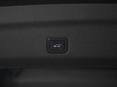 Used 2021 Cadillac Escalade Sport Platinum AWD/4WD image 20