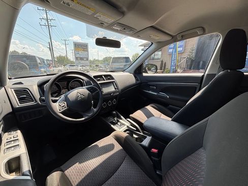 Used 2018 Mitsubishi Outlander Sport ES FWD image 6