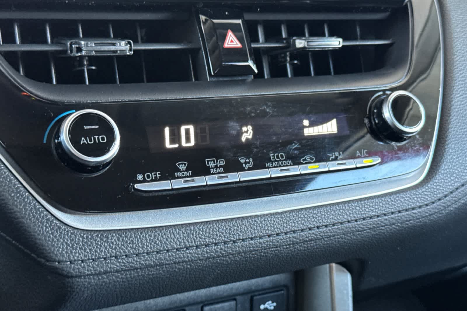 Used 2022 Toyota Corolla Cross LE FWD image 20