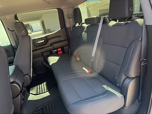 Used 2021 Chevrolet Silverado 1500 Custom image 24