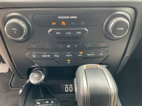 Used 2019 Ford Ranger XLT w/ FX4 Off-Road Package AWD/4WD image 19