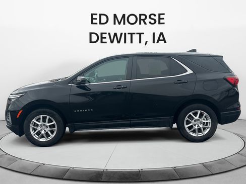Used 2024 Chevrolet Equinox LT image 2