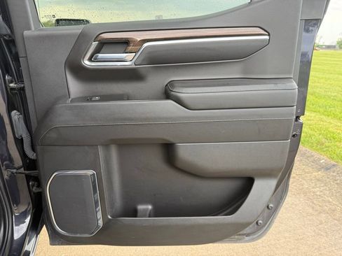 Used 2023 Chevrolet Silverado 1500 LT AWD/4WD image 14