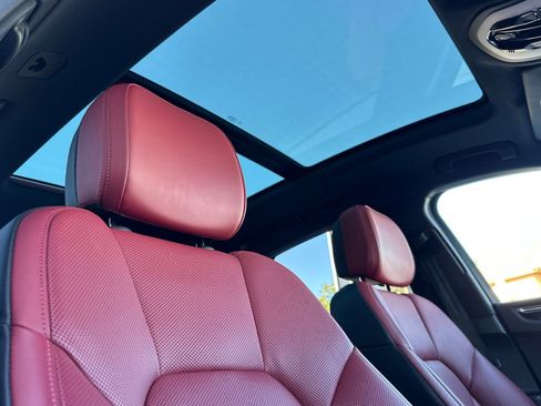 Used 2022 Porsche Macan image 17