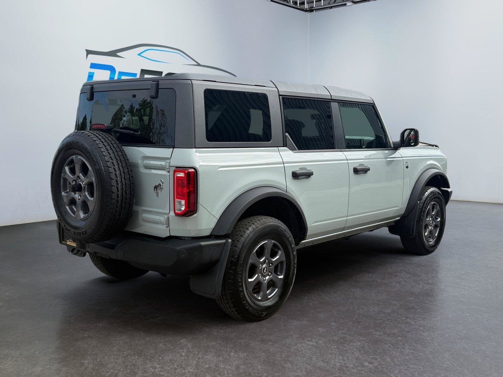 Used 2024 Ford Bronco Big Bend AWD/4WD image 3