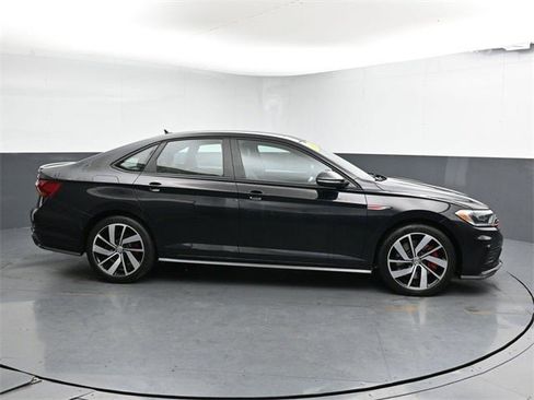 Used 2019 Volkswagen Jetta GLI Autobahn image 15