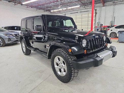 Used 2013 Jeep Wrangler Unlimited Sahara w/ Trailer Tow Group image 4