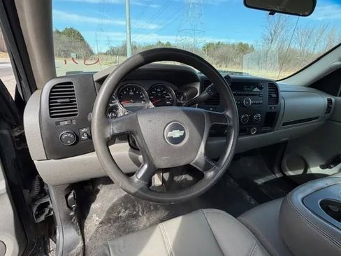Used 2009 Chevrolet Silverado 2500 W/T RWD image 17