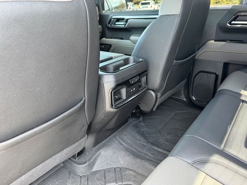 Used 2022 Chevrolet Silverado 1500 ZR2 w/ Technology Package image 15