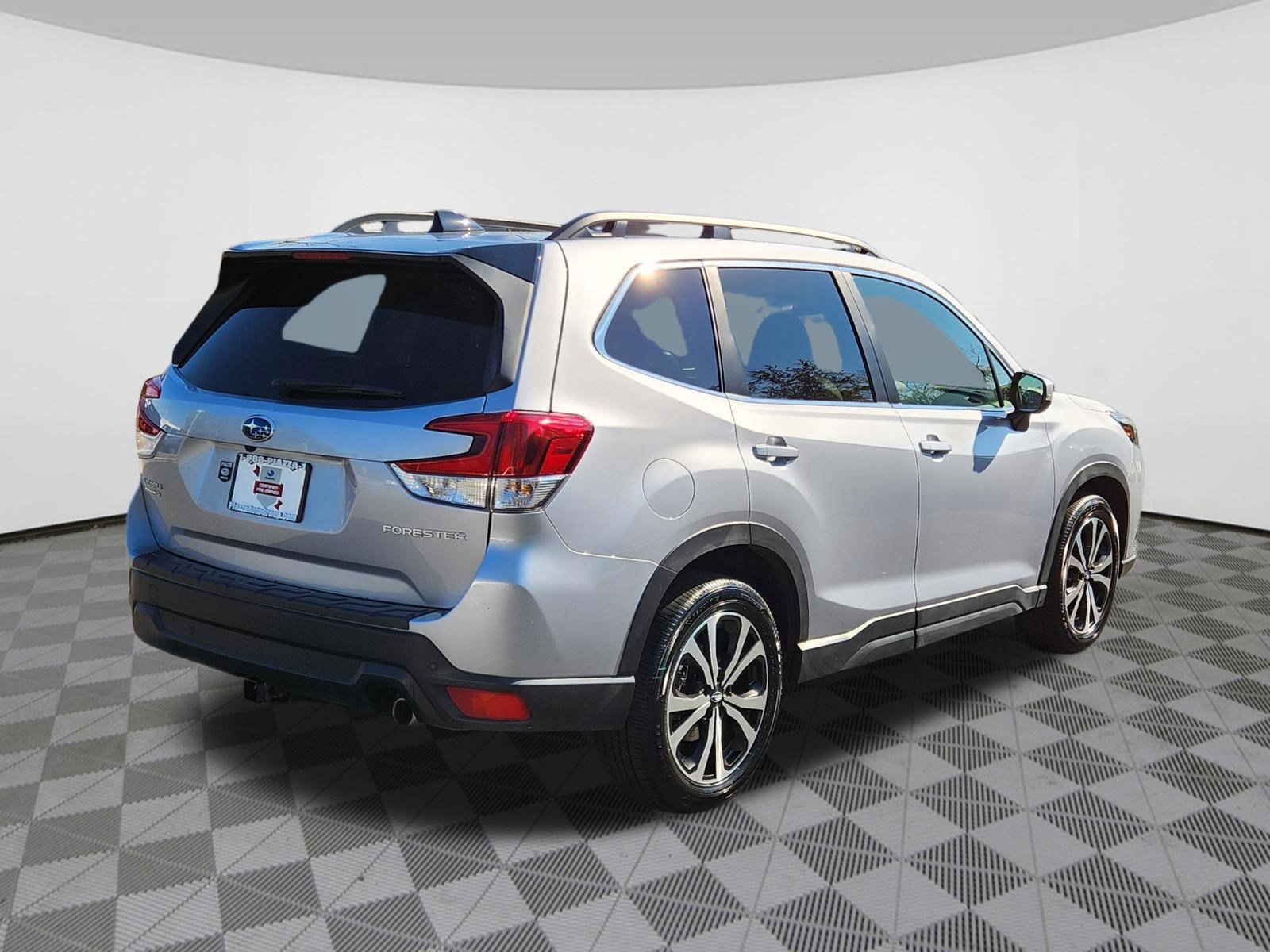 Certified 2024 Subaru Forester Limited w/ POP Package 3 AWD/4WD image 4