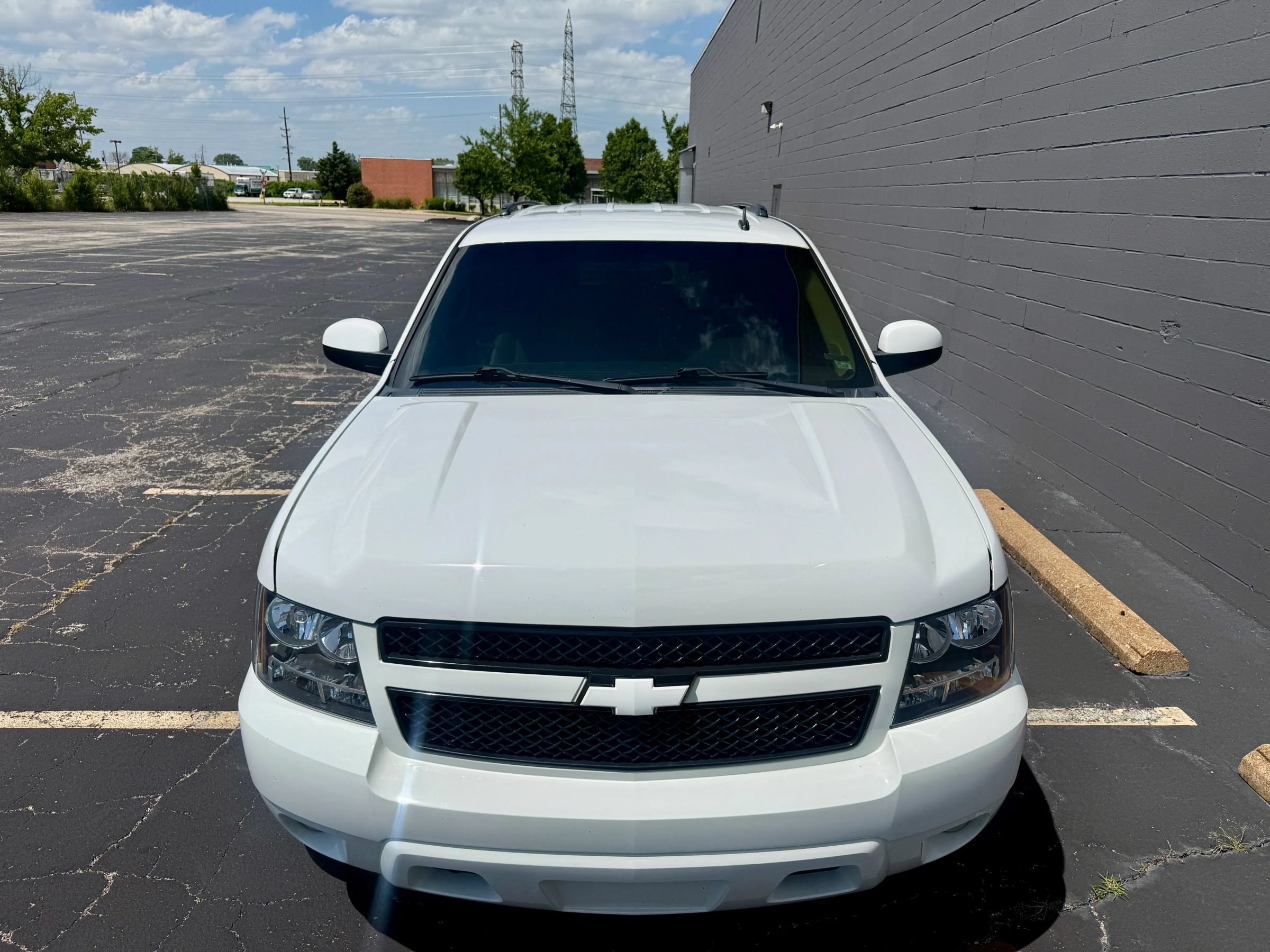 Used 2010 Chevrolet Tahoe LT AWD/4WD image 9
