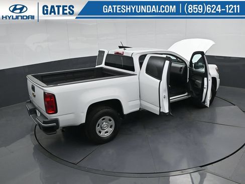 Used 2018 Chevrolet Colorado W/T w/ WT Convenience Package RWD image 46