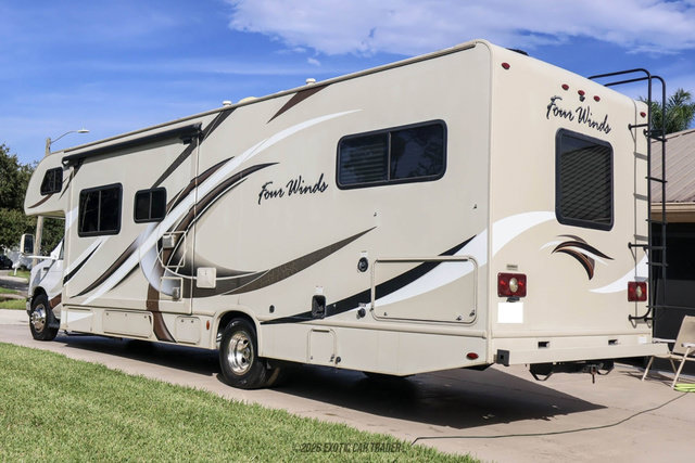 Used 2017 Ford E-450 and Econoline 450 Super Duty w/ Motorhome Prep Package RWD image 6